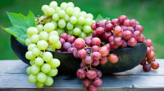 GRAPES | 5 MOST MISUNDERSTOOD FOODS | Blogs | Diet with Mansi | Diet with a Difference