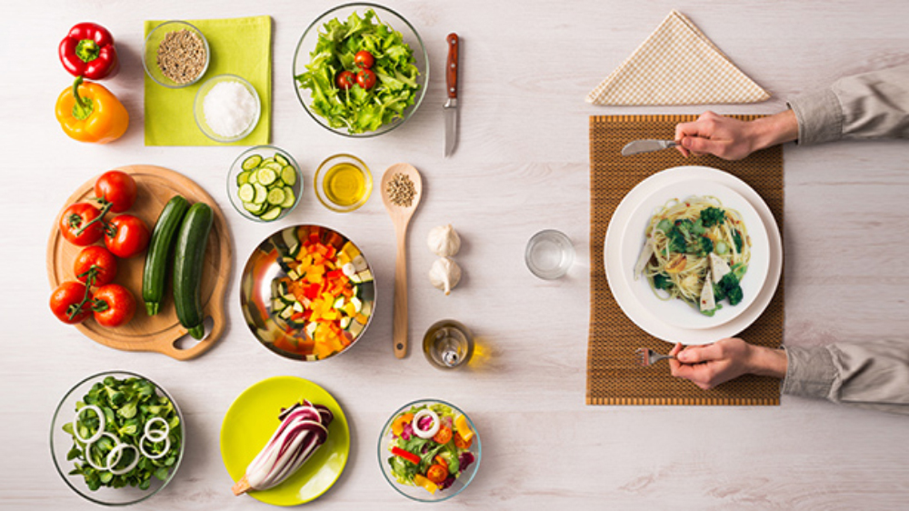 5 EFFECTIEVE TIPS OM HONGER TE CONTROLEREN - EEN PRAKTISCH PERSPECTIEF | Blogs | Diet with Mansi | Diet with a Difference
